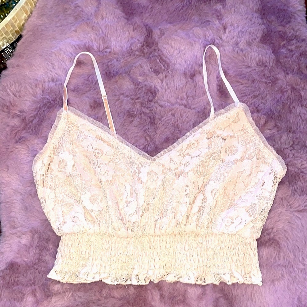 Forever 21 lace casual top